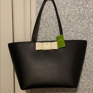 Kate Spade Ellis Robinson Street Leather Purse